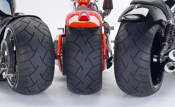 Задние мотошины